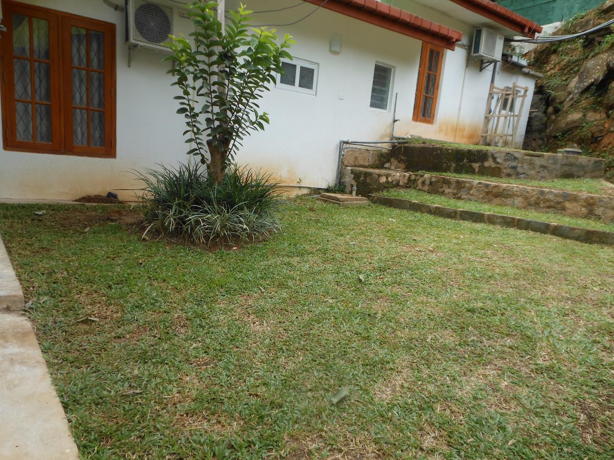Lavender Hills Home Stay Kandy Ngoại thất bức ảnh